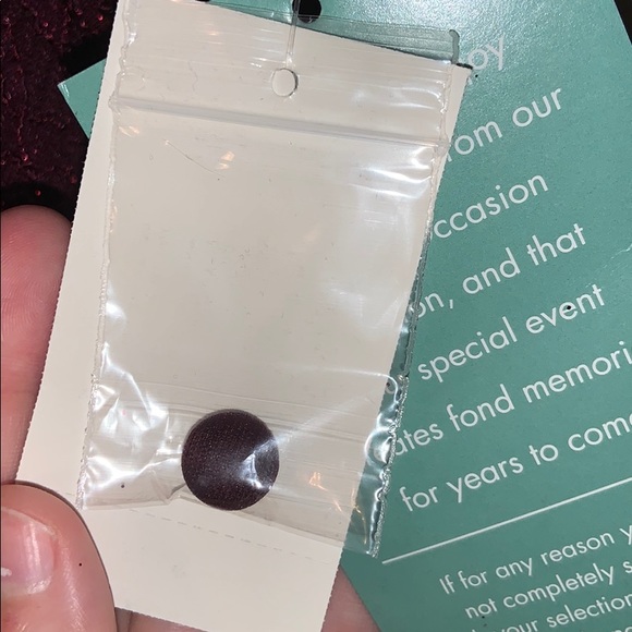 Formal dress - Picture 4 of 8